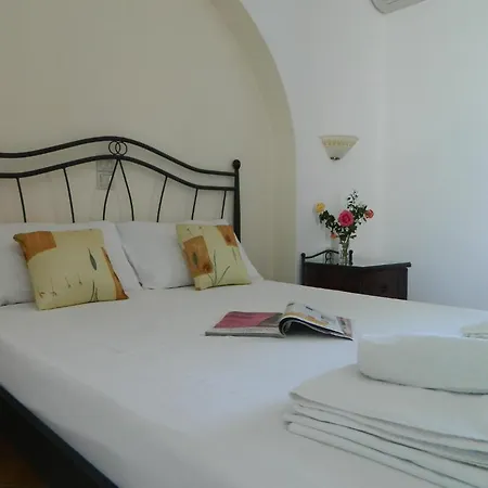 Apart Otel Ioanna