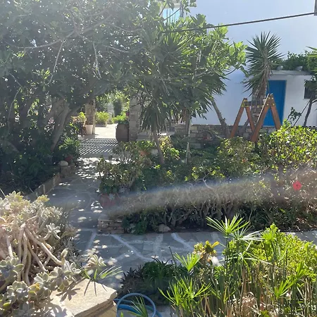 Lägenhetshotell Ioanna Agios Prokopios (Naxos)