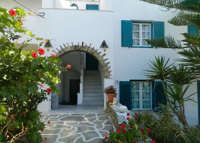 Lägenhetshotell Ioanna 4*