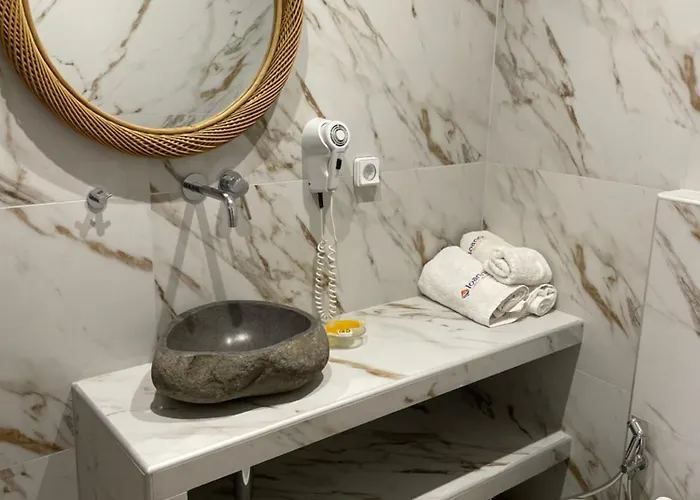 Ioanna Lägenhetshotell 4*