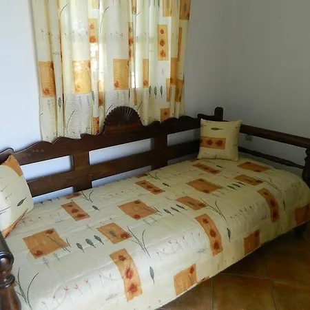 ιωάννα 4* Άγιος Προκόπιος