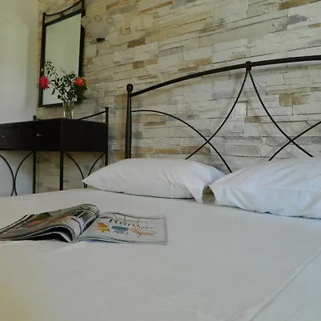 Ξενοδοχείο με διαμερίσματα ιωάννα