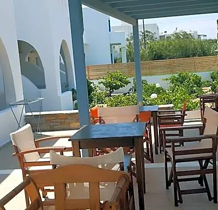 Ioanna Lejlighedshotel 4*